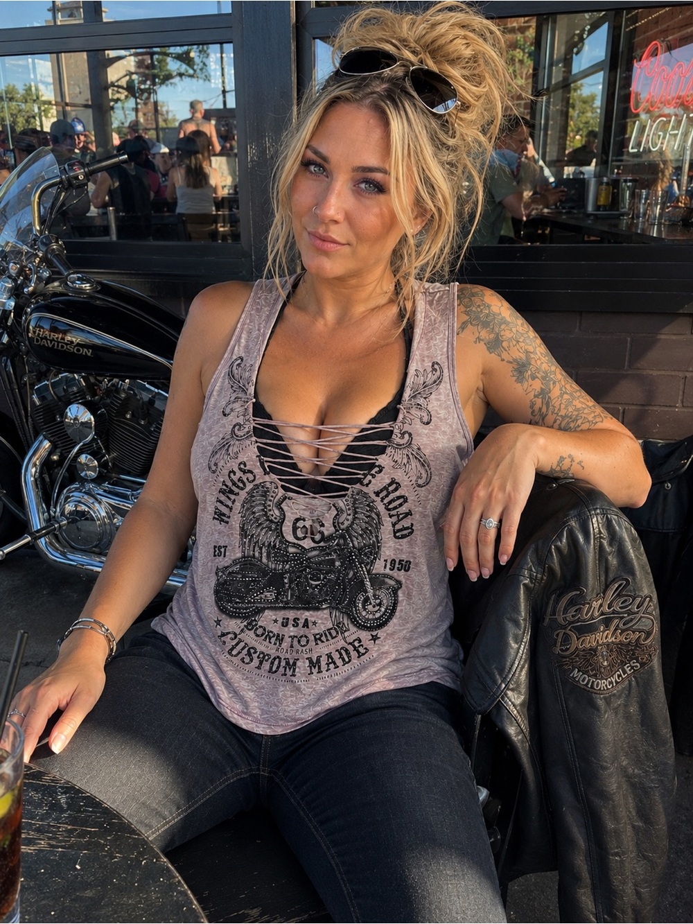 🏍️ Voice of California | “Wings of the Road” | Biker Tank | L | Mauve Grey